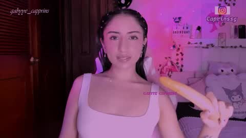 gabyye capprins online show from February 11, 2026, 12:37 am