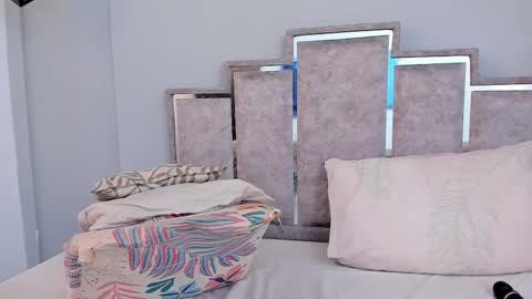 gabyyjones online show from February 13, 2025, 2:20 pm