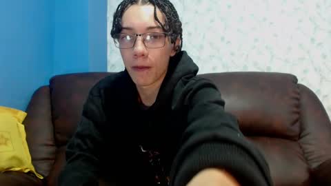 Snapshot of gadiel_sex chatting on February 7, 2025, 12:28 pm gadiel_sex online show from February 7, 2025, 12:28 pm