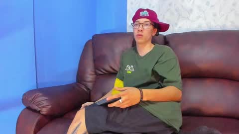 Snapshot of gadiel_sex chatting on February 28, 2025, 6:09 pm gadiel_sex online show from February 28, 2025, 6:09 pm