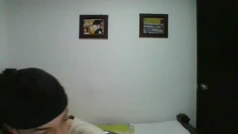 Snapshot of gadiel_sex chatting on March 9, 2025, 2:32 pm gadiel_sex online show from March 9, 2025, 2:32 pm