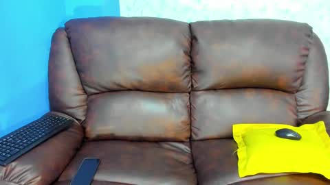 Snapshot of gadiel_sex chatting on March 11, 2025, 2:18 pm gadiel_sex online show from March 11, 2025, 2:18 pm