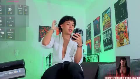 Gael Conner online show from October 4, 2025, 2:53 am