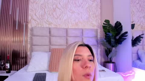Snapshot of gaia_stonne chatting on April 24, 2026, 12:51 pm gaia_stonne online show from April 24, 2026, 12:51 pm