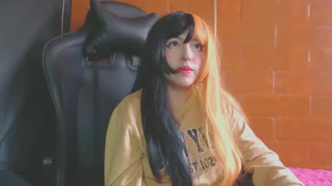 Kate 3 online show from February 14, 2025, 7:44 pm