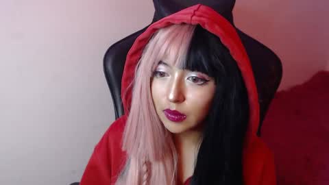 Kate 3 online show from September 27, 2025, 8:47 pm