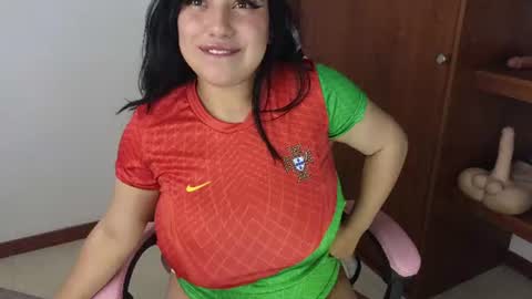 Snapshot of gala1_ chatting on June 11, 2026, 3:32 pm gala online show from June 11, 2026, 3:32 pm