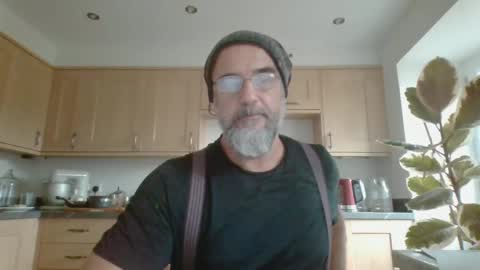 galacx online show from October 3, 2025, 8:44 am