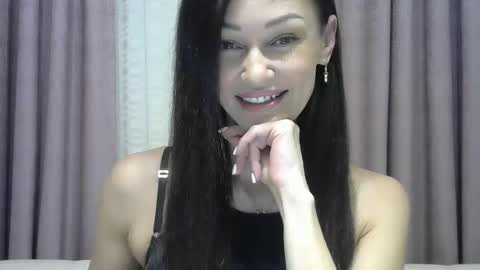 galaxy_33 online show from September 24, 2025, 9:45 am