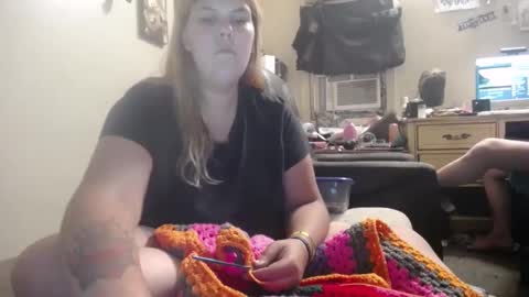 gamer202324 online show from September 12, 2025, 1:06 am