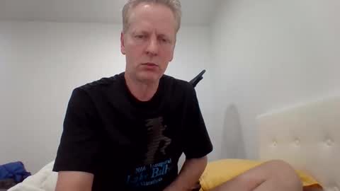Snapshot of gamerboy200 chatting on May 14, 2026, 11:33 pm gamerboy200 online show from May 14, 2026, 11:33 pm