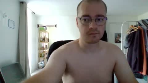 FrenchBoyxb24 online show from August 3, 2026, 6:23 am