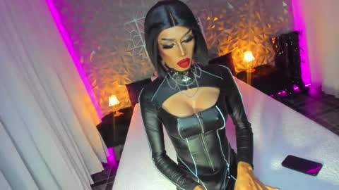 Snapshot of ganexxxx chatting on January 13, 2025, 6:05 pm MISSANN online show from January 13, 2025, 6:05 pm