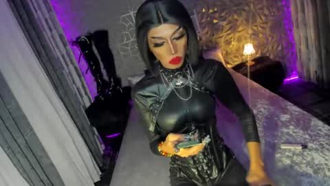 Snapshot of ganexxxx chatting on January 15, 2025, 9:09 pm MISSANN online show from January 15, 2025, 9:09 pm