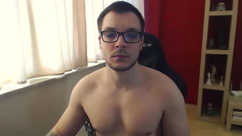 Snapshot of gangstalover8 chatting on December 18, 2024, 7:15 am GangstaLover online show from December 18, 2024, 7:15 am