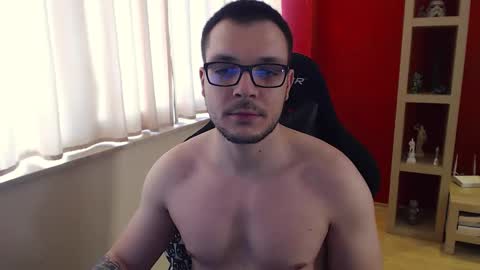 Snapshot of gangstalover8 chatting on December 20, 2024, 10:05 am GangstaLover online show from December 20, 2024, 10:05 am