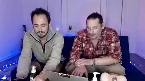 gapegasp online show from November 12, 2025, 9:42 am