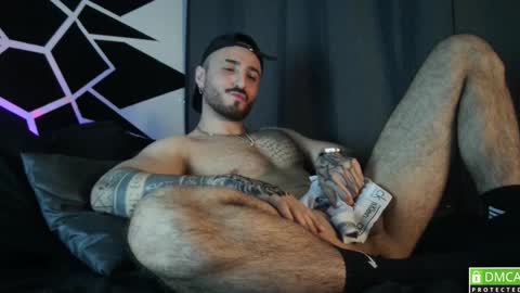 Chris  Dont forget to gift me thumb up Its very important to me and makes me happy AF  online show from December 22, 2024, 9:11 am