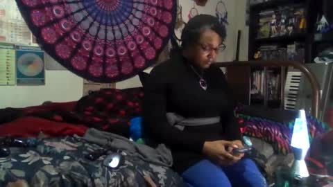 Gardenia online show from December 3, 2025, 6:43 am