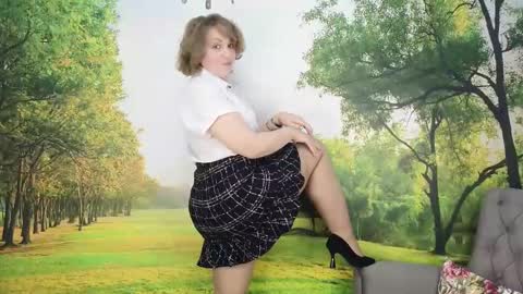 Snapshot of gardner_ava chatting on February 17, 2025, 10:40 am Ava online show from February 17, 2025, 10:40 am