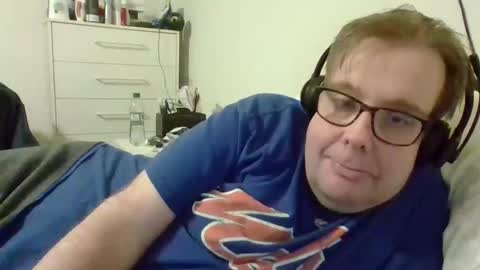 Gary online show from October 16, 2025, 2:12 am