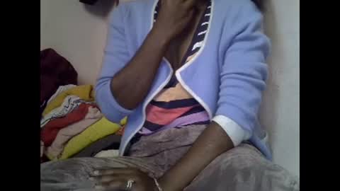 gasielah online show from November 15, 2025, 9:39 am