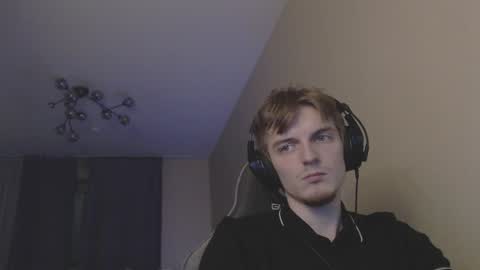 gasturfahe online show from January 3, 2025, 8:43 pm