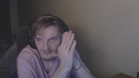 gasturfahe online show from February 12, 2025, 11:51 pm