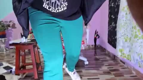 Diana online show from January 13, 2026, 2:06 am