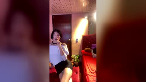 gatita_033 online show from March 12, 2026, 12:11 pm