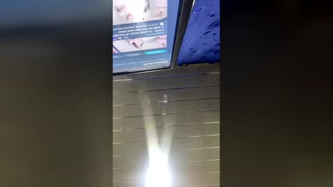 gatita_033 online show from April 28, 2026, 11:04 am