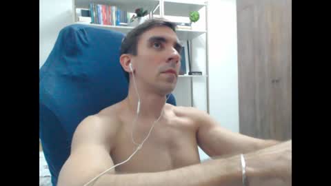 gatosarado23 online show from January 8, 2025, 5:16 am