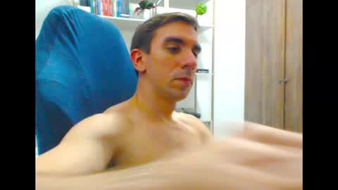 gatosarado23 online show from February 12, 2025, 2:35 am