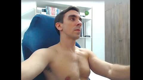 gatosarado23 online show from September 10, 2025, 1:38 am