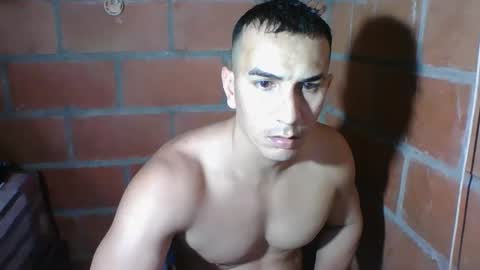 gattitosexy_95 online show from October 28, 2025, 7:16 pm
