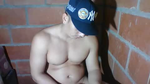 gattitosexy_95 online show from November 26, 2025, 4:19 pm