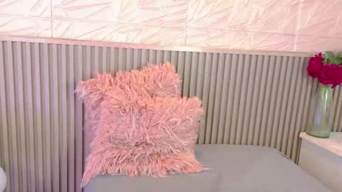 gaviluc_ online show from December 3, 2025, 10:46 am