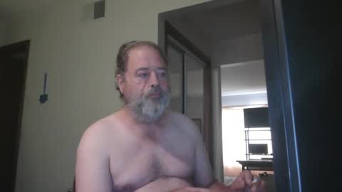 gavineverett3 online show from October 11, 2025, 8:18 pm