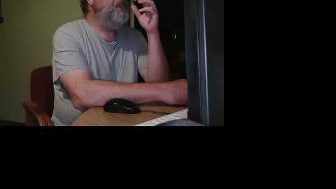 gavineverett3 online show from October 21, 2025, 6:36 am