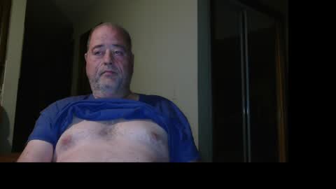 gavineverett3 online show from November 4, 2025, 4:00 am