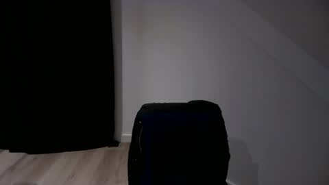 gaycut9093 online show from February 25, 2026, 8:18 pm