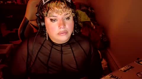 Snapshot of gayfatherlywitch chatting on January 13, 2026, 8:30 am Trans Exhib Mommie online show from January 13, 2026, 8:30 am