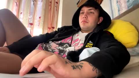 Snapshot of gazs_hore chatting on December 3, 2024, 12:06 pm Fil online show from December 3, 2024, 12:06 pm