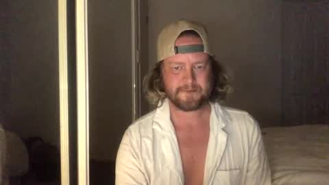 gcsurfer81 online show from October 29, 2025, 7:32 am