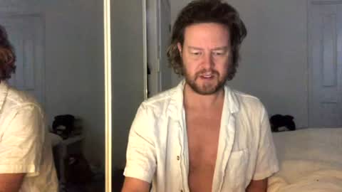 Snapshot of gcsurfer81 chatting on June 18, 2026, 1:17 am gcsurfer81 online show from June 18, 2026, 1:17 am