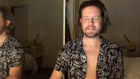 Snapshot of gcsurfer81 chatting on July 14, 2026, 10:21 am gcsurfer81 online show from July 14, 2026, 10:21 am
