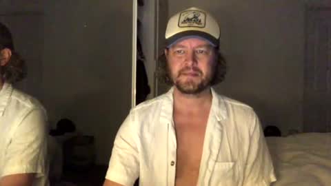 Snapshot of gcsurfer81 chatting on July 19, 2026, 8:29 am gcsurfer81 online show from July 19, 2026, 8:29 am