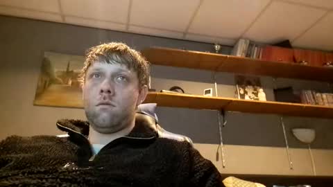 geile_brabander32 online show from December 1, 2025, 10:37 pm