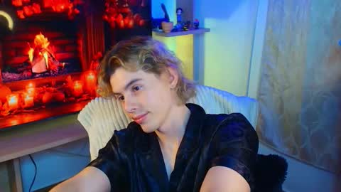 Snapshot of gemdominus chatting on October 6, 2025, 12:52 am Gem Dominus online show from October 6, 2025, 12:52 am