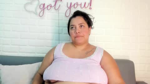 geminis muentes online show from December 3, 2025, 7:45 pm